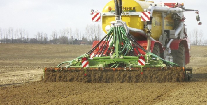 blunk-Holmer-TerraVariant-600-Amazone-Catros _710w_470h