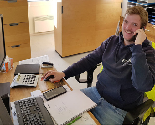 Blunk Disponent Simon Uppendahl Agrarservice Meister bei der Arbeit