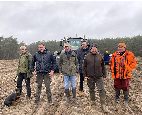Aufforstung Beeskow: Projektteam mit Helge Witt