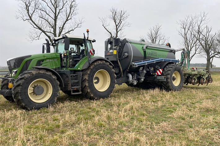 Blunk: erfolgreichere Entwicklung von Raps nach dem Drillen und Düngen mit Strip Till 09
