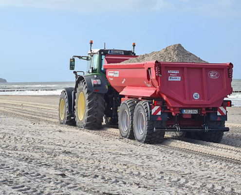Blunk beim Sand fahren am Strand Warnemünde - Bild Felix Lappe 03