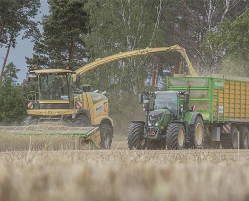 GPS und Gras ernten mit Blunk 2022 - 13 - foto-blk-farming
