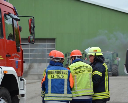 Übungseinsatz der Feuerwehr bei Blunk in Rendswühren - Foto Jugendfeuerwehr Bornhöved 13