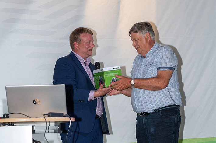 Blunk feiert mit Vorträgen zur Zukunft der Landwirtschaft Jubiläum 20 Jahre Lalendorf & 10 Jahre Vahldorf in festlichem Rahmen - Foto Kerstin Hagge 6481