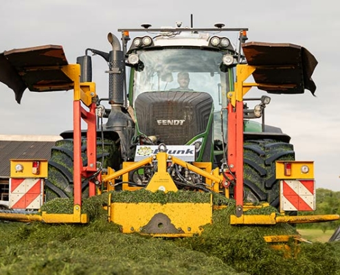 Gras Ernte Blunk-Team Rendswühren - Foto agrarpilot 08