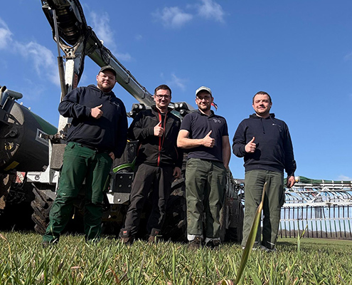 Blunk-Team knackt 3000 Kubik Marke beim Gülle ausbringen in Mecklenburg-Vorpommern - 03