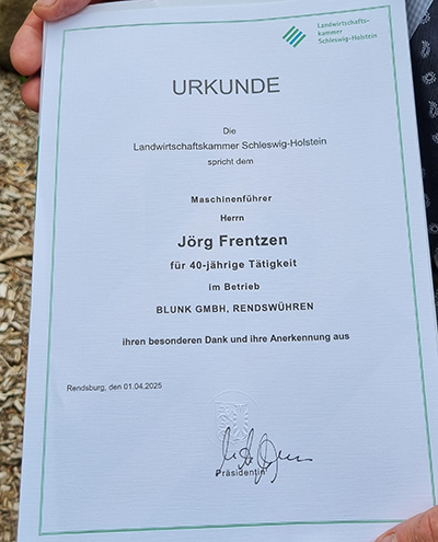 BLU und Landwirtschaftskammer SH ehren langjährigen Blunk-Mitarbeiter -608