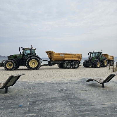 Küstenschutz mit Dienstleister Blunk-Strandreinigung Seegras-Umschlag Verwertung - 08