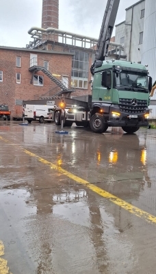 Rührer-Ausfall in Industrie - Rühren mit mobilem Rührer von Blunk - 08