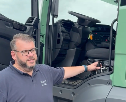 blunk-investiert-in-12-moderne-man-lkw-mit-hakenlift-13