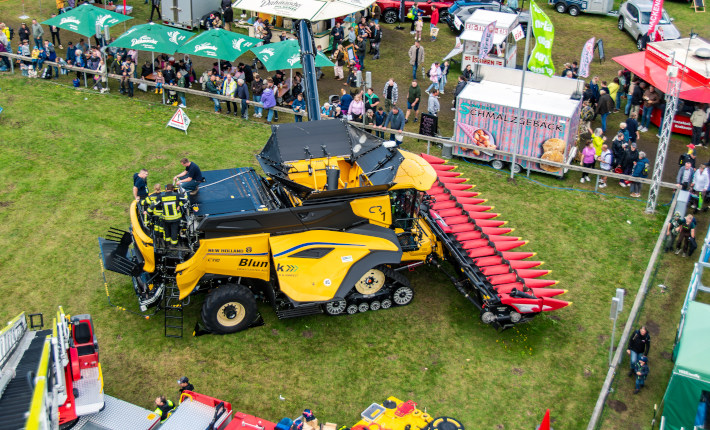 blunk-unterstuetzt-feuerwehruebung-auf-norla-2026-190